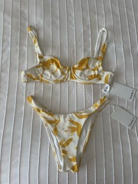 NWT Vitamin A bikini set - Honeysuckle